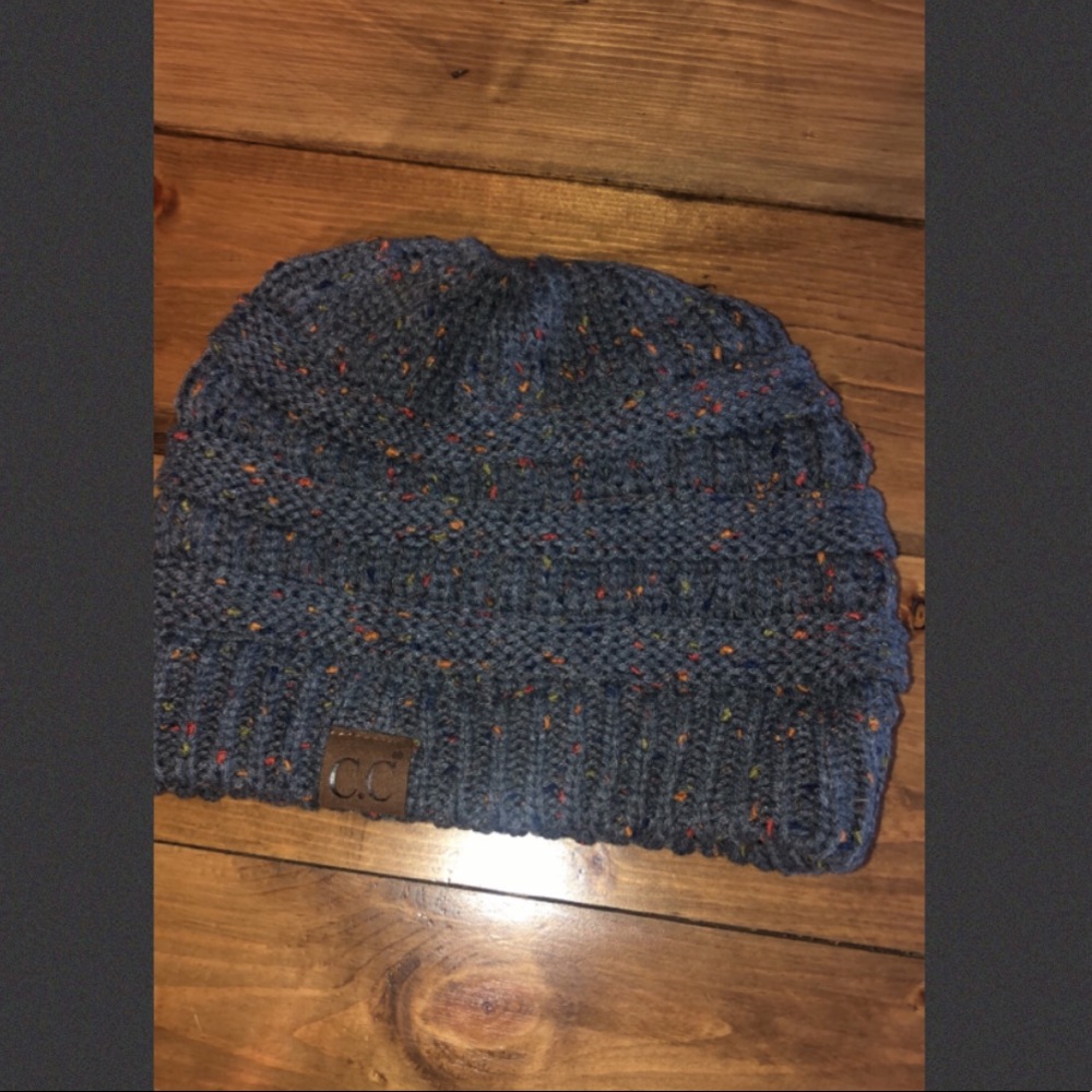 Ponytail CC Beanie